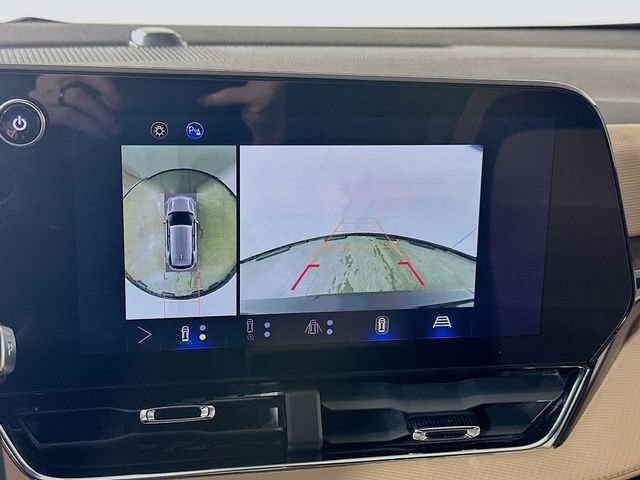 Used 2025 Chevrolet Equinox ACTIV w/ Safety and Technology Package image 15