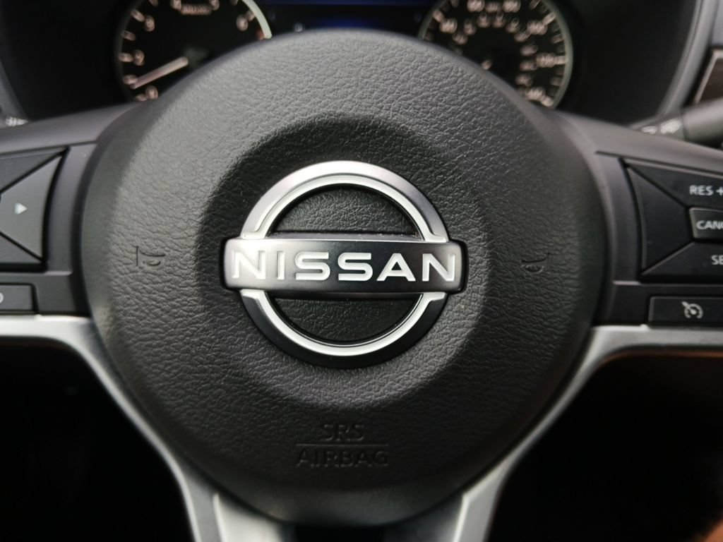 Used 2024 Nissan Altima 2.5 SV FWD image 5