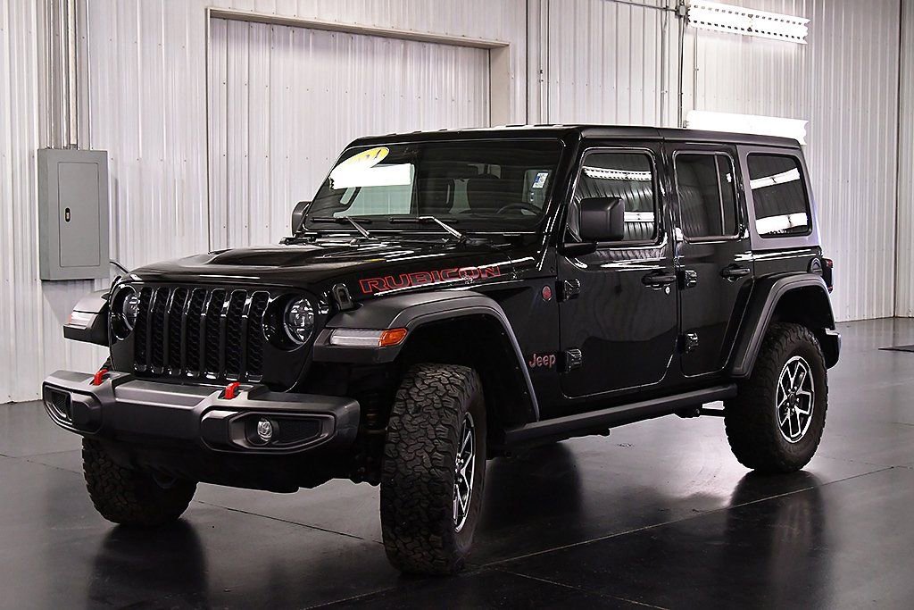 Used 2024 Jeep Wrangler Unlimited Rubicon image 3