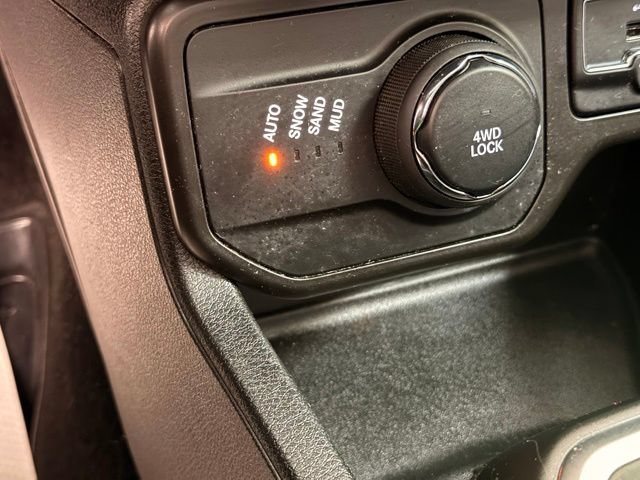 Used 2020 Jeep Renegade Sport AWD/4WD image 17