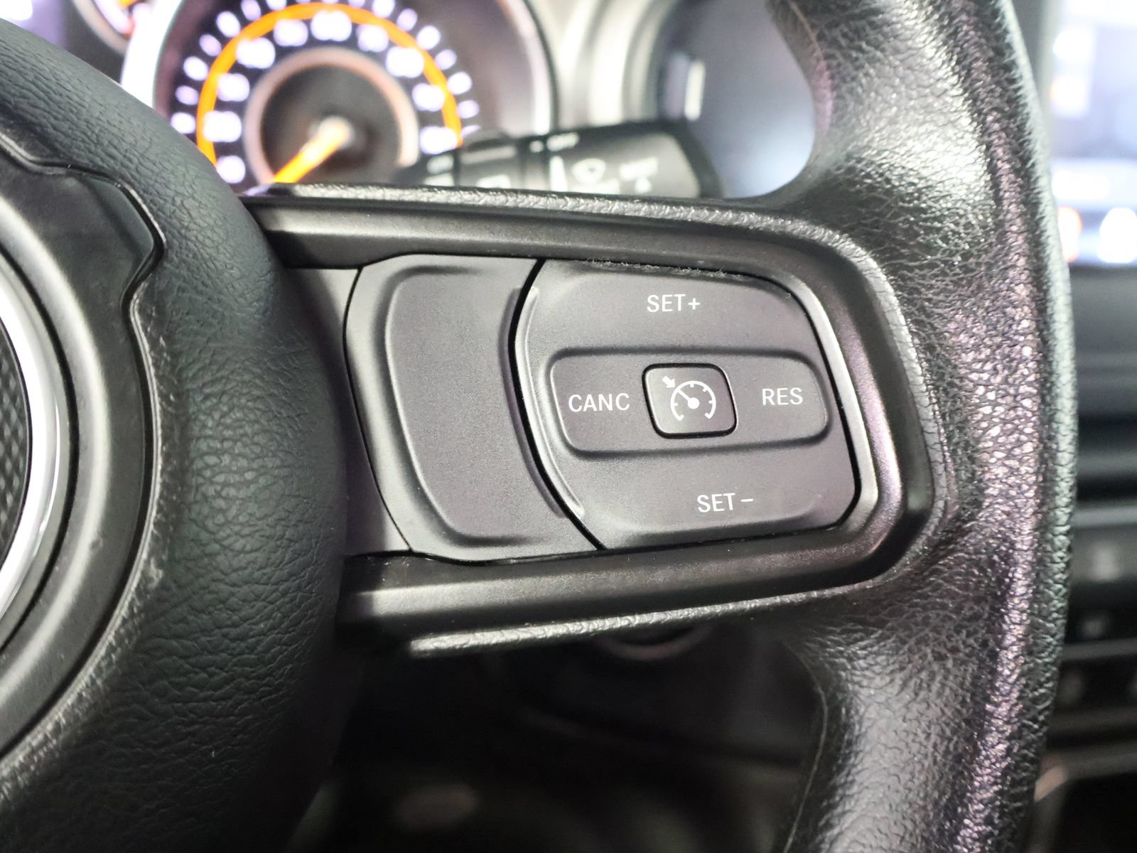 Used 2022 Jeep Wrangler Unlimited Sport AWD/4WD image 34