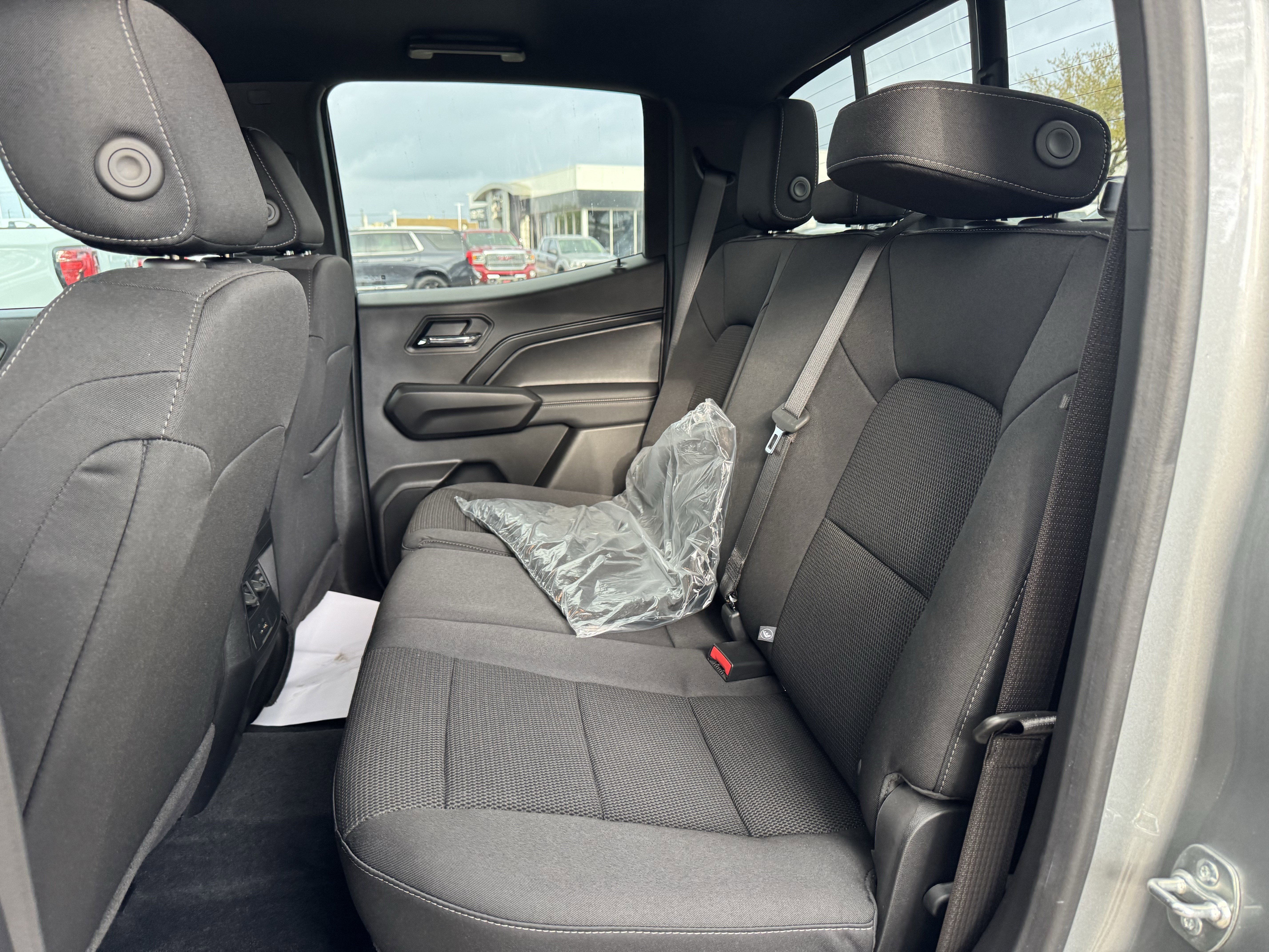 Used 2025 GMC Canyon Elevation w/ Convenience Package image 6