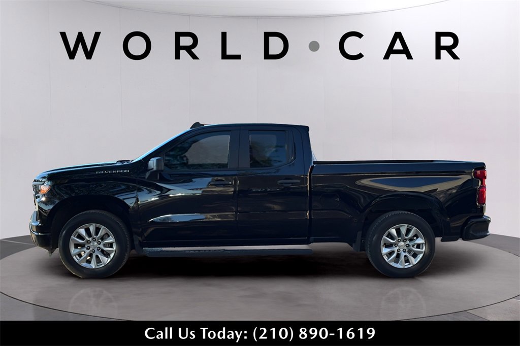 Used 2024 Chevrolet Silverado 1500 Custom image 9