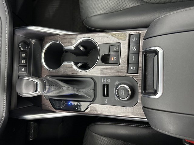 Used 2021 Toyota Highlander Platinum image 18