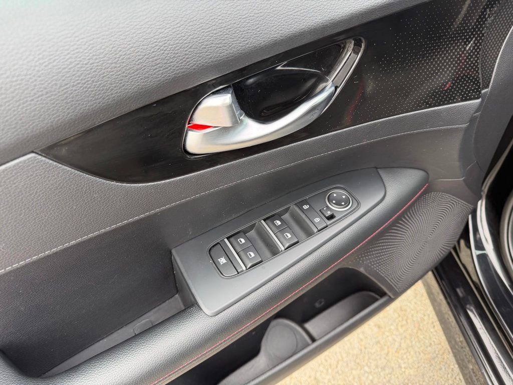 Used 2021 Kia Forte GT image 13