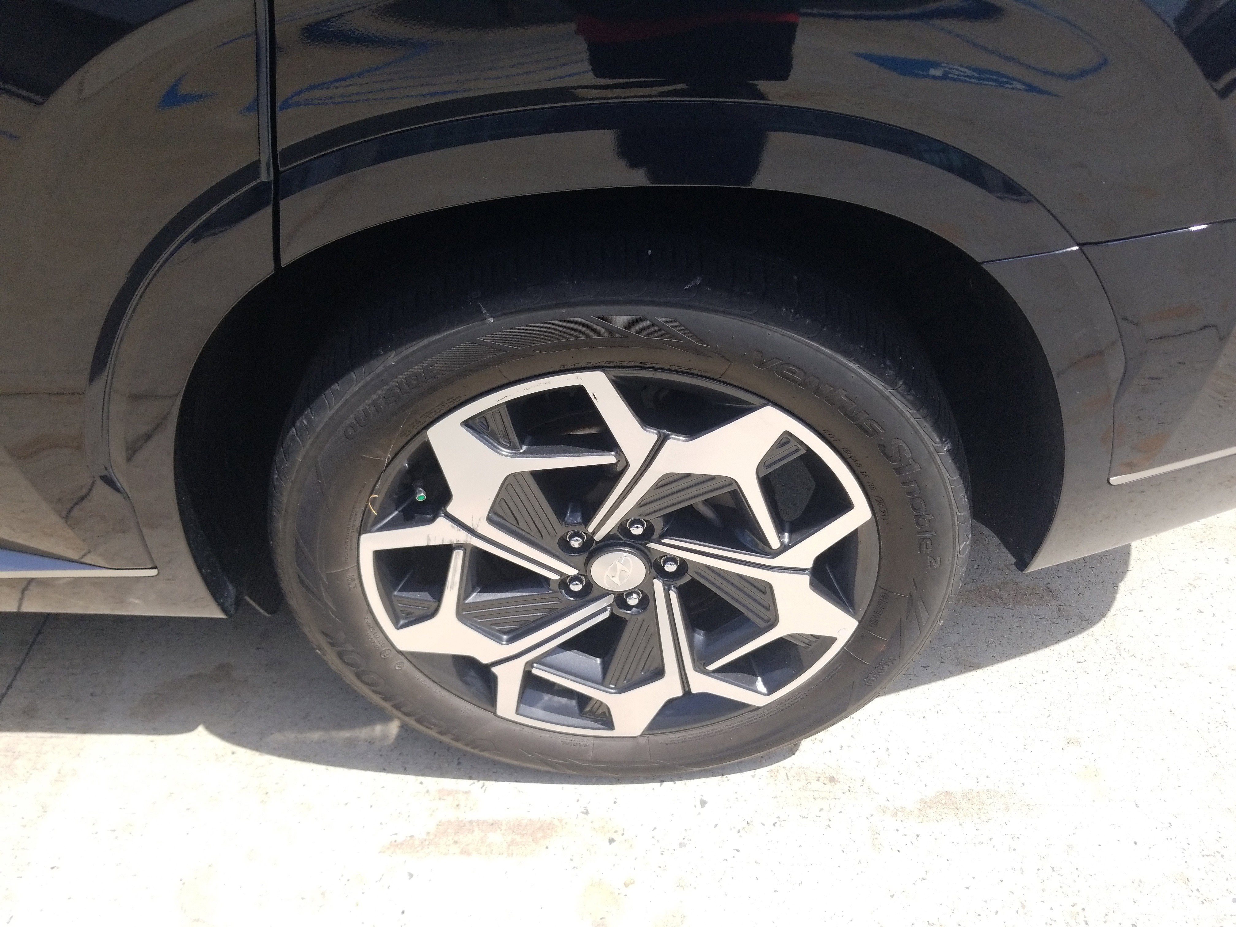 Used 2022 Hyundai Palisade Calligraphy image 23