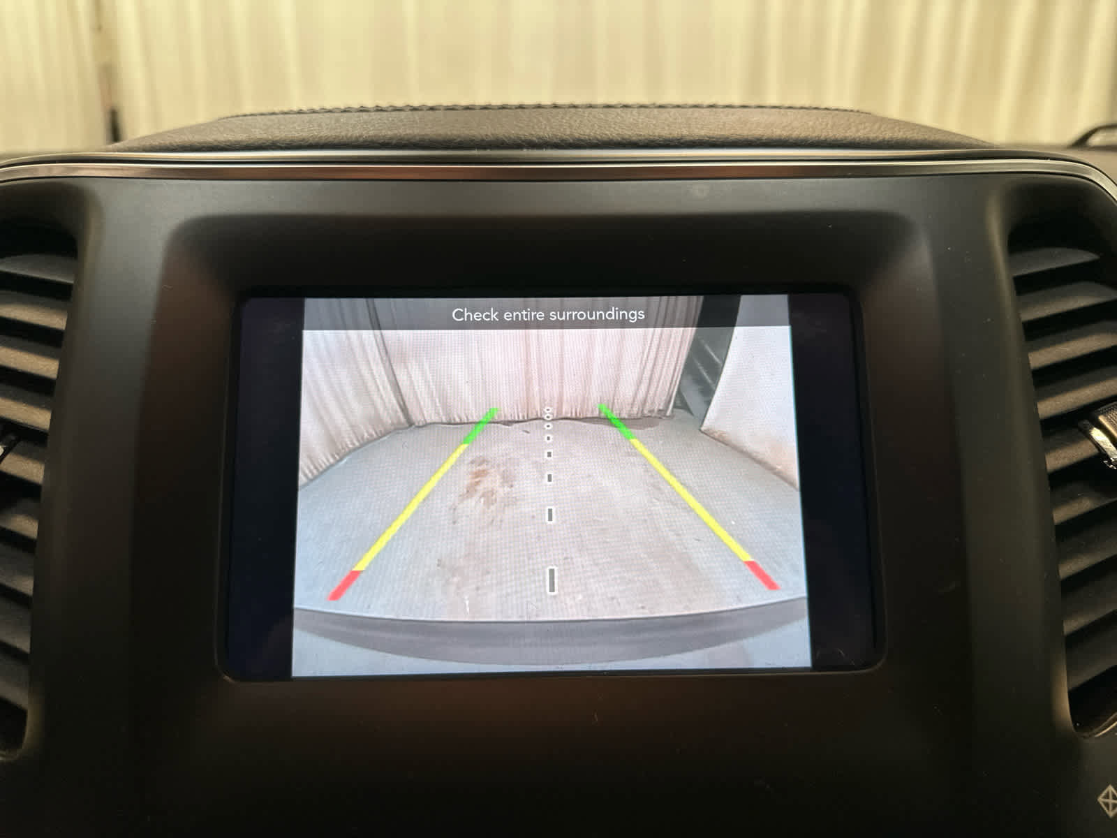 Used 2020 Jeep Cherokee Latitude Plus w/ Cold Weather Group image 15