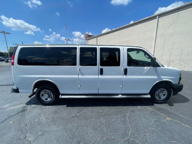 Used 2022 Chevrolet Express 3500 LS RWD image 7