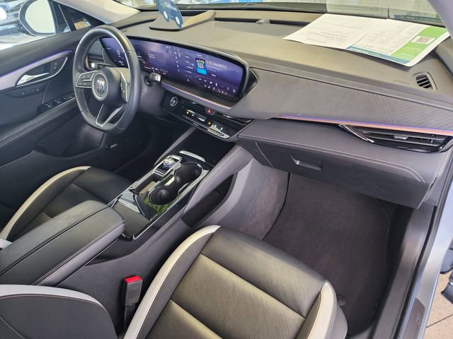 Certified 2025 Buick Envision Sport Touring AWD/4WD image 18