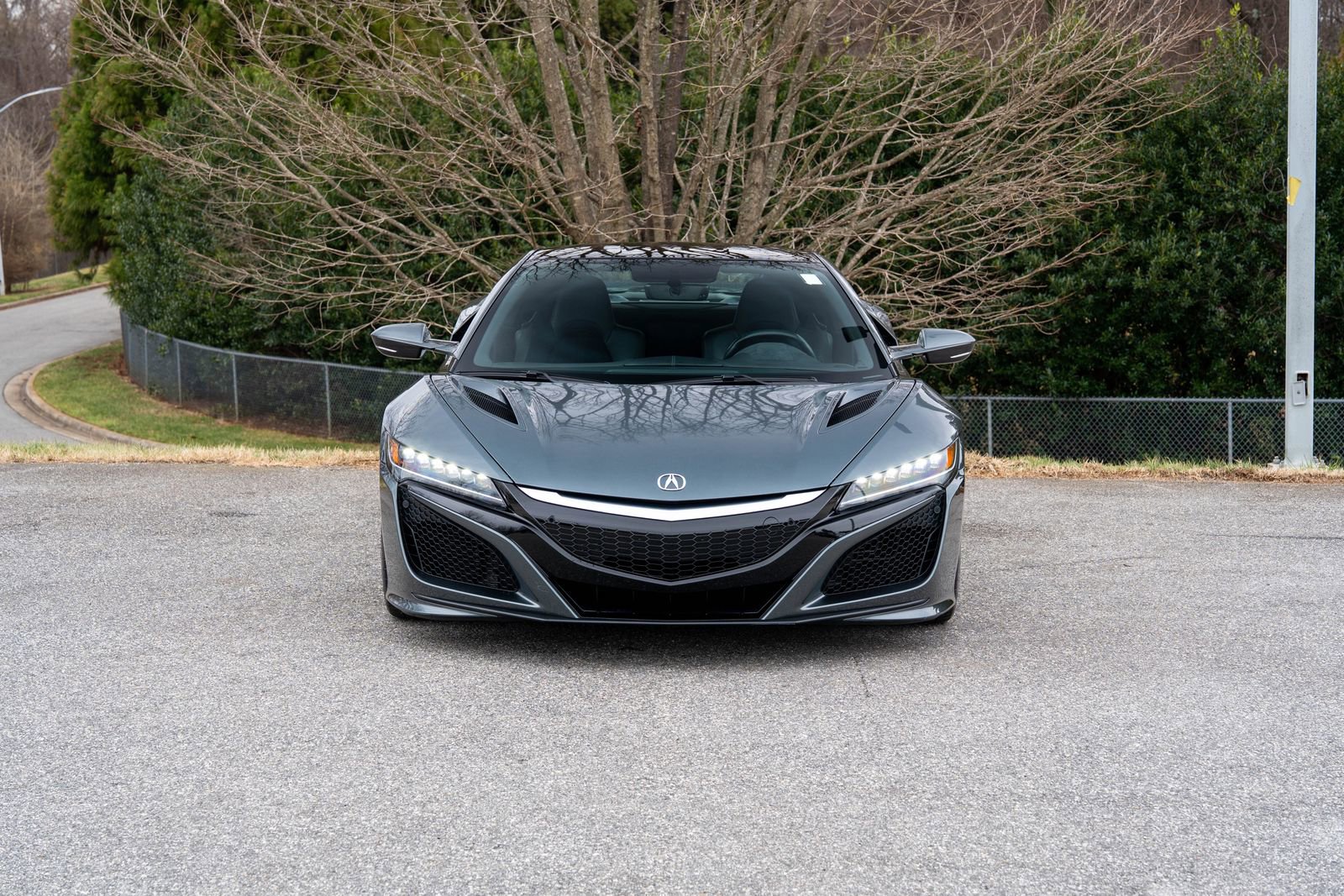 Used 2017 Acura NSX image 4