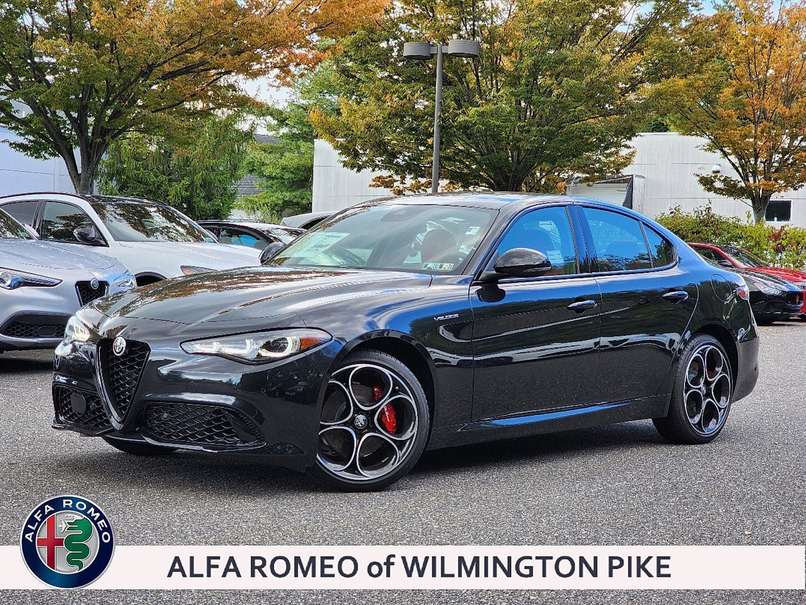 Used 2024 Alfa Romeo Giulia Veloce AWD/4WD image 1