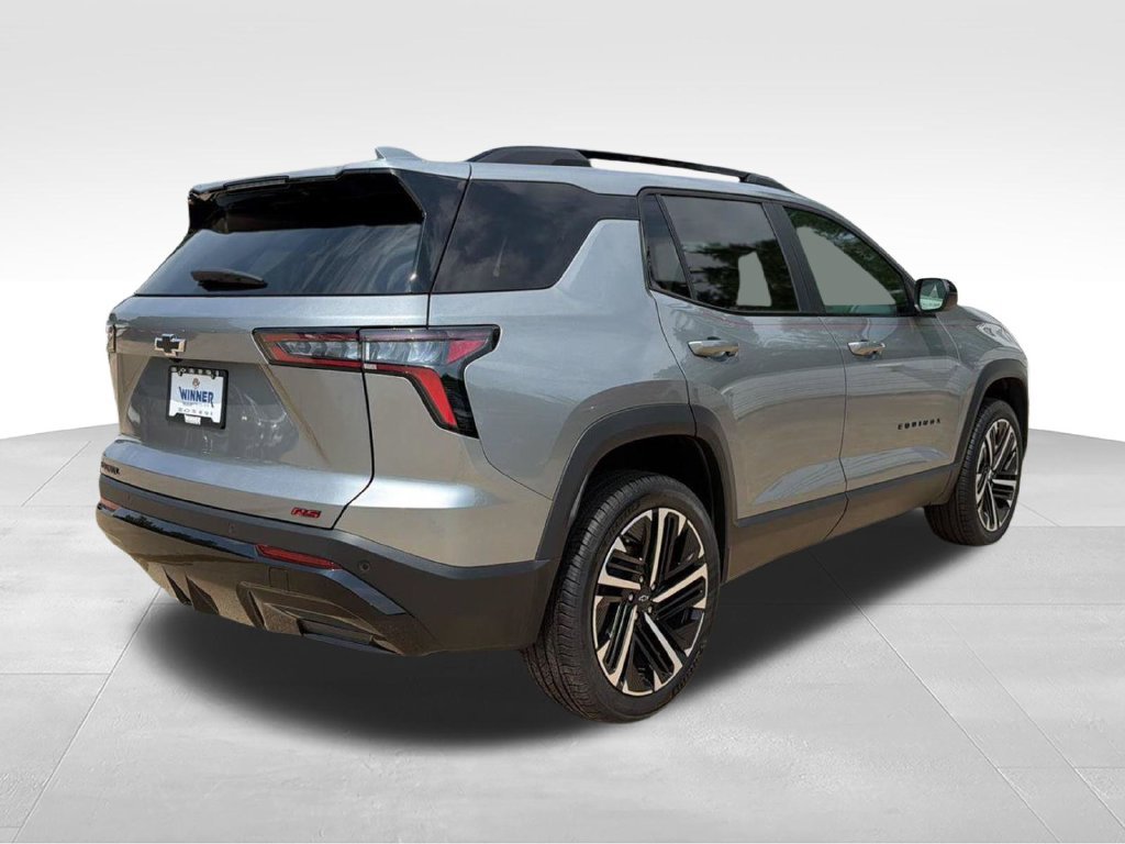 New 2026 Chevrolet Equinox RS w/ Convenience Package III FWD image 5