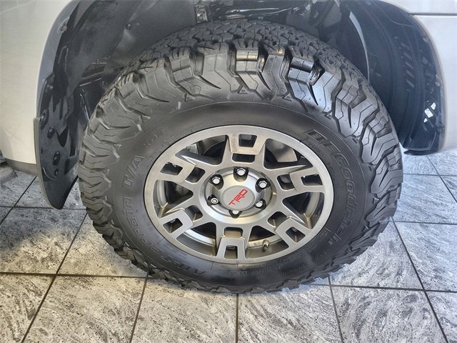 Used 2019 Toyota 4Runner SR5 image 10