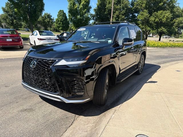 Used 2024 Lexus LX 600 F Sport AWD/4WD image 3