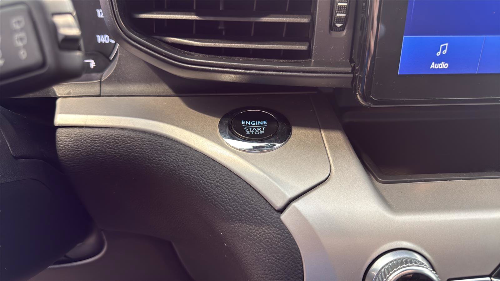 Certified 2023 Ford Explorer XLT AWD/4WD image 24