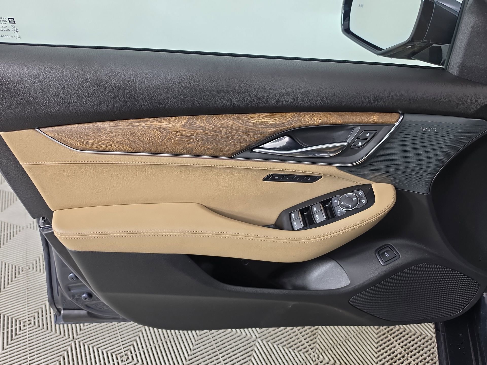 Used 2025 Cadillac CT5 Premium Luxury RWD image 18