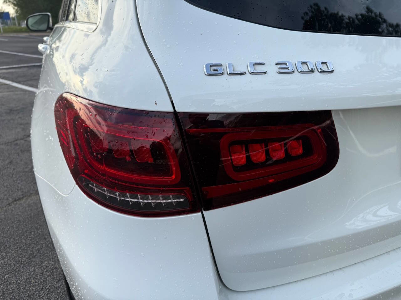 Used 2020 Mercedes-Benz GLC 300 image 16