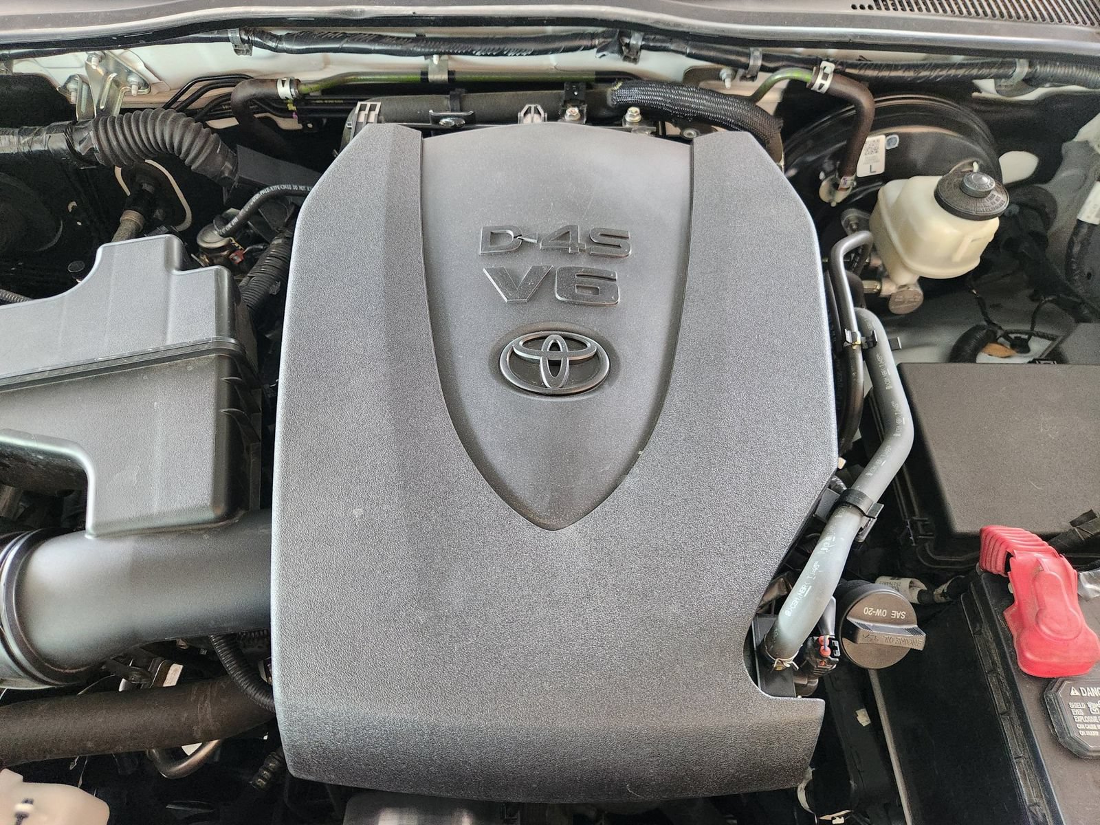 Used 2023 Toyota Tacoma SR5 RWD image 32