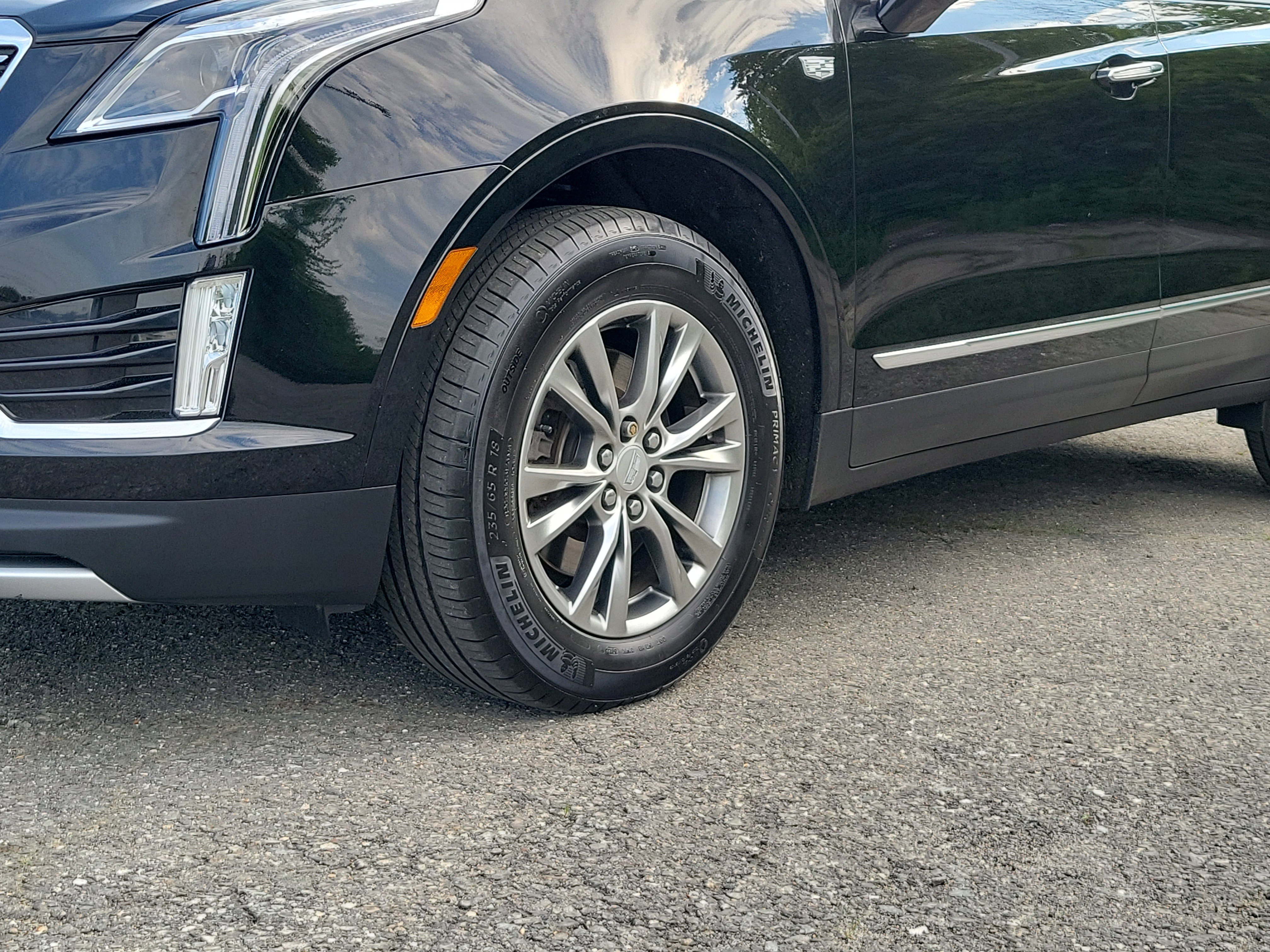 Certified 2023 Cadillac XT5 Premium Luxury AWD/4WD image 12