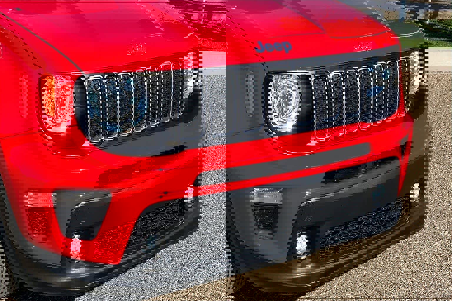 Used 2023 Jeep Renegade Latitude w/ Premium Group image 57