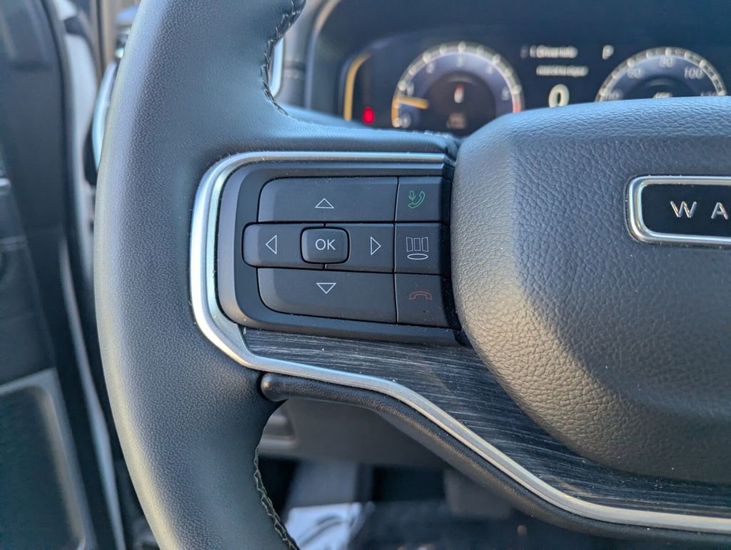 Used 2023 Jeep Wagoneer L Series II image 29