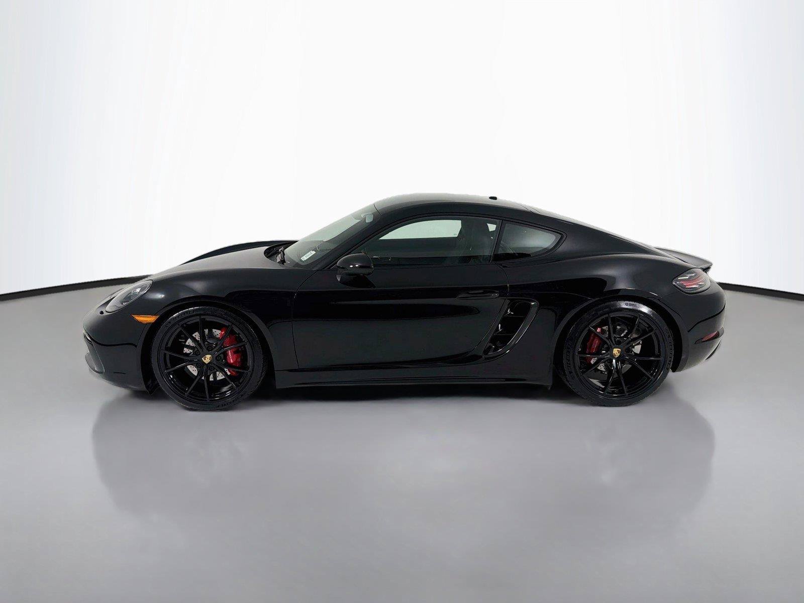 Used 2024 Porsche 718 Cayman S RWD image 2