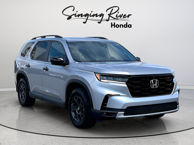 Used 2025 Honda Pilot TrailSport video 1