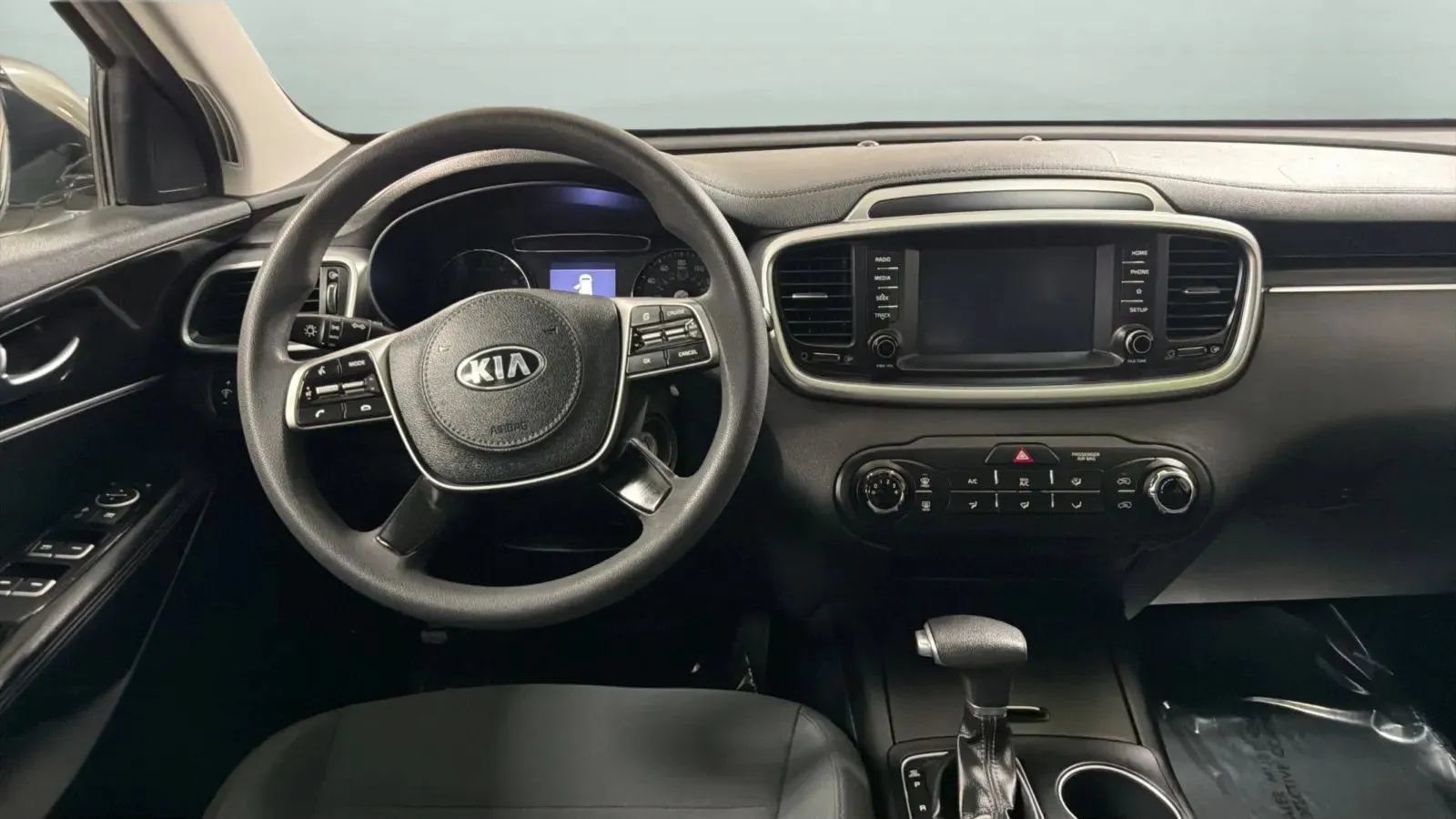 Used 2019 Kia Sorento L FWD image 10
