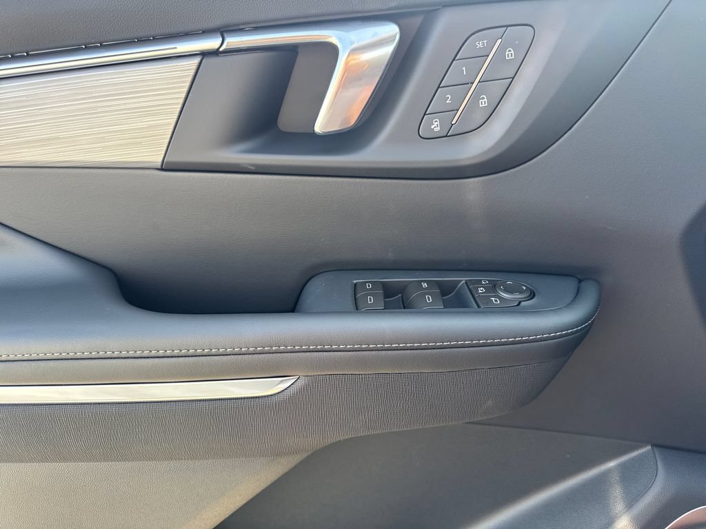 New 2026 Buick Enclave Preferred w/ Power Package AWD/4WD image 16