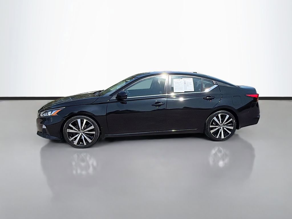 Used 2020 Nissan Altima 2.5 SR w/ Premium Package FWD image 8