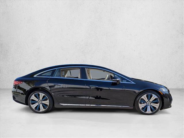 Certified 2022 Mercedes-Benz EQS 580 4MATIC Sedan image 4
