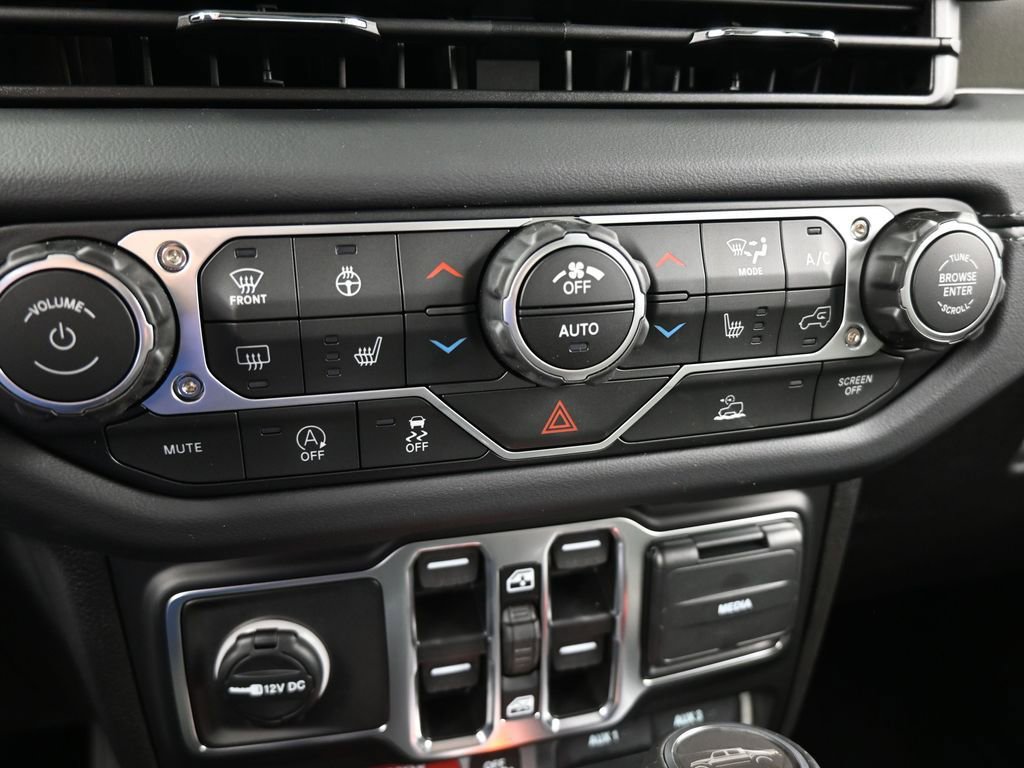 New 2026 Jeep Gladiator Mojave image 17