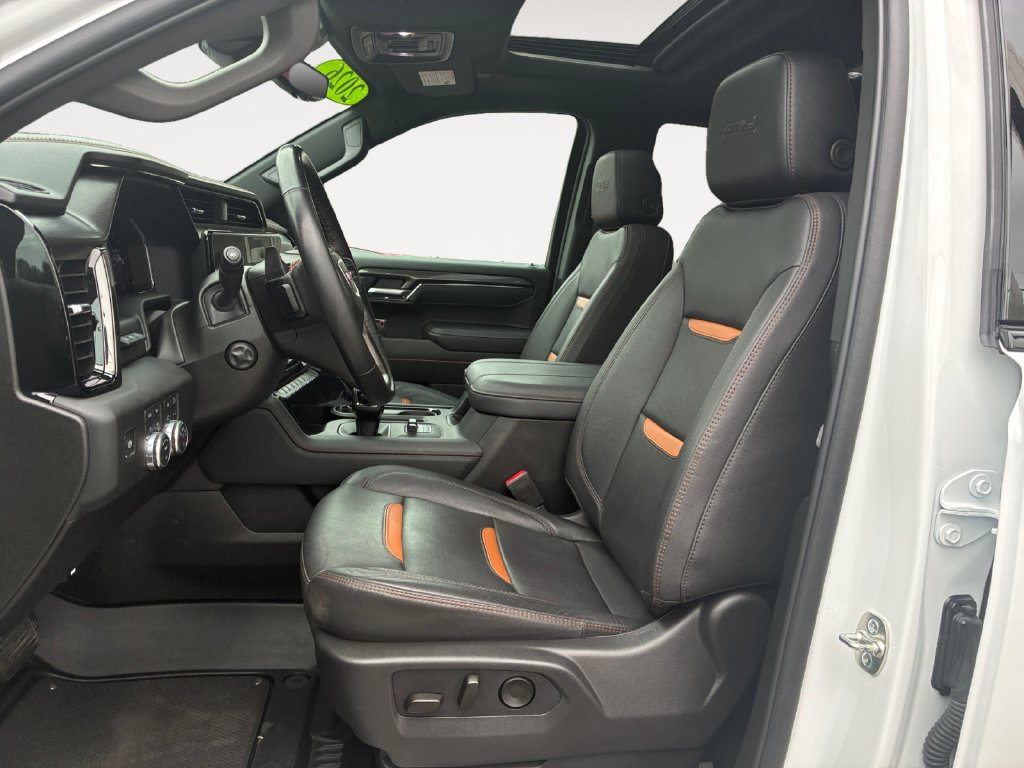 Used 2026 GMC Sierra 1500 AT4 w/ AT4 Premium Package AWD/4WD image 9