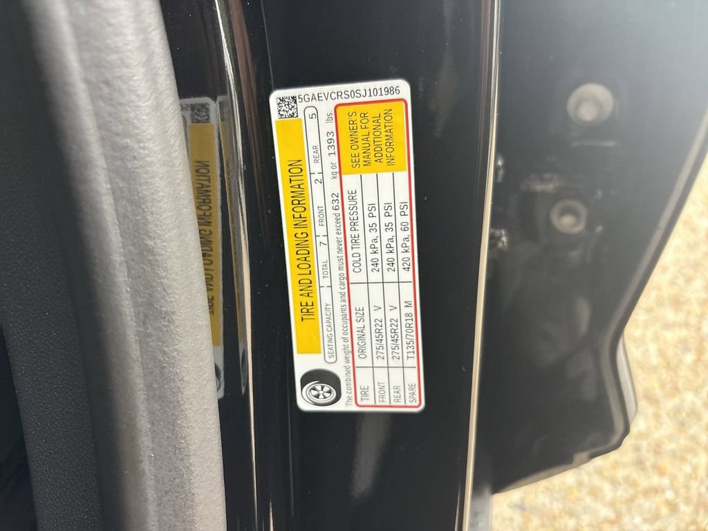 Certified 2025 Buick Enclave Avenir AWD/4WD image 35