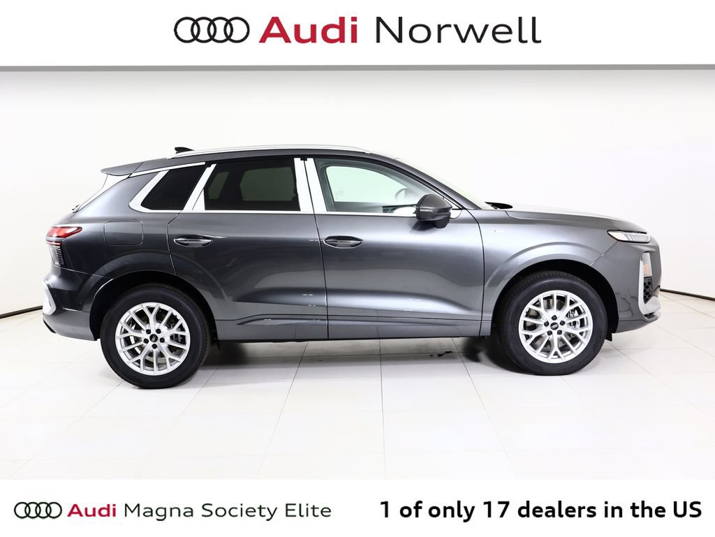 New 2026 Audi Q3 quattro 2.0T AWD/4WD image 16