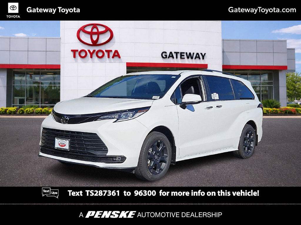 New 2026 Toyota Sienna XLE Woodland Edition AWD/4WD image 1