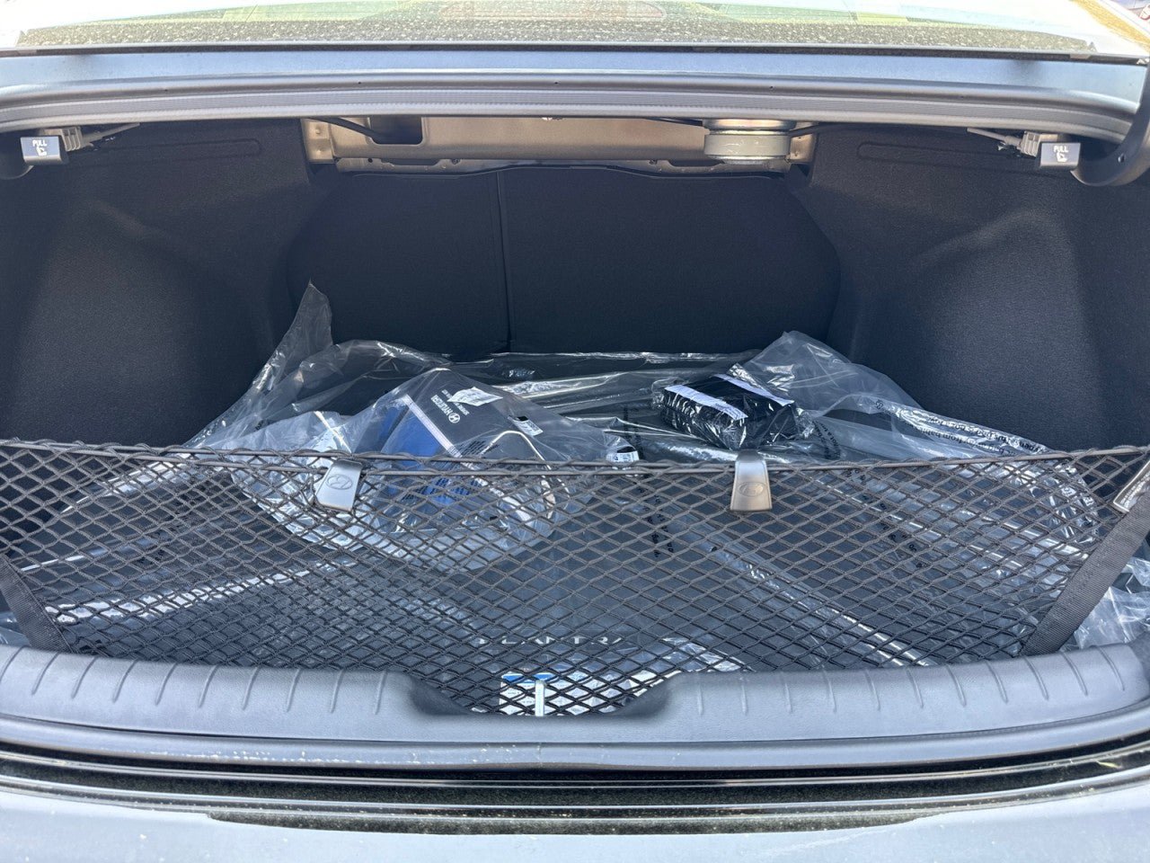 New 2026 Hyundai Elantra Limited w/ Cargo Package FWD image 31