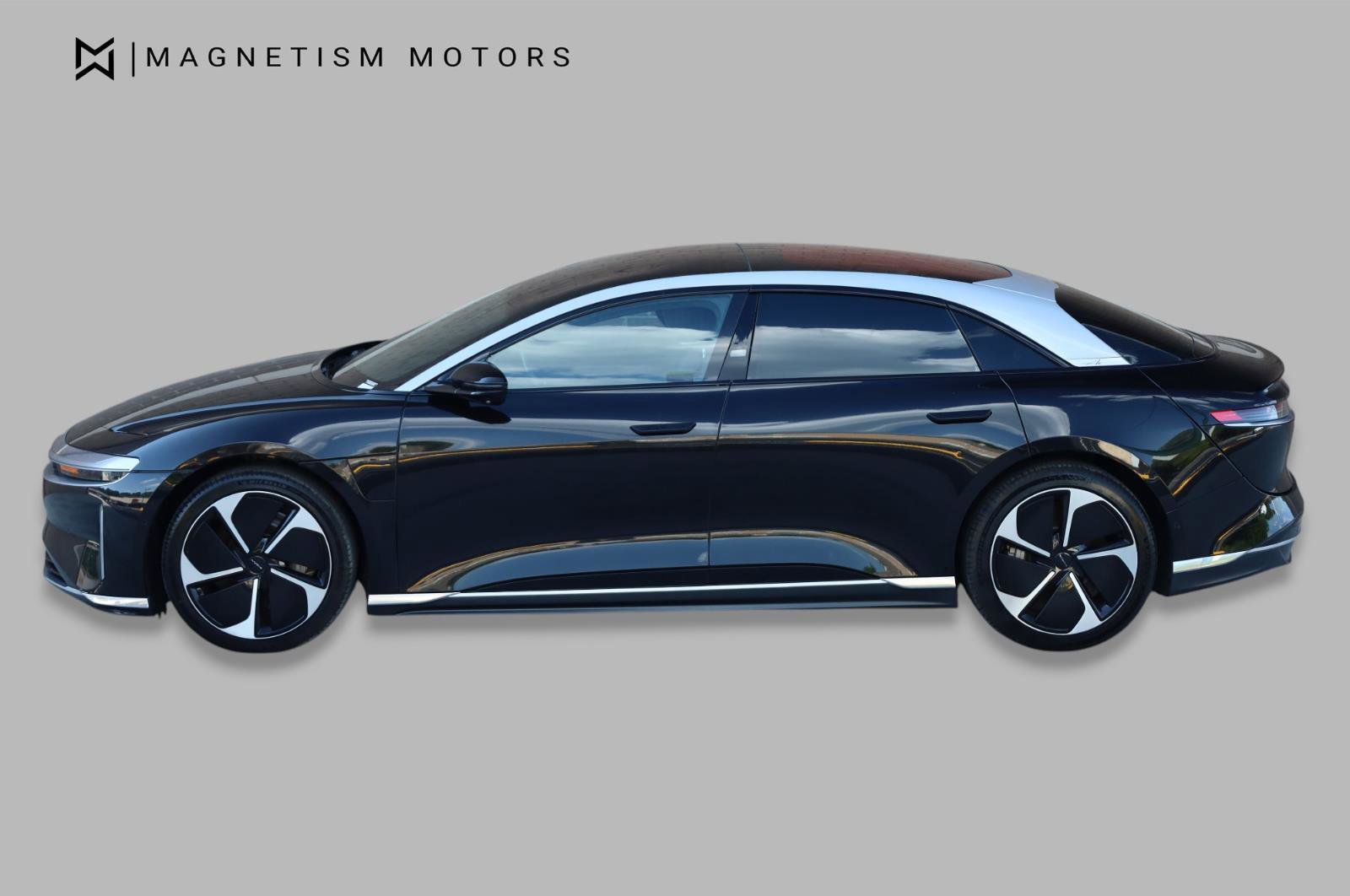Used 2023 Lucid Air Touring AWD/4WD image 4