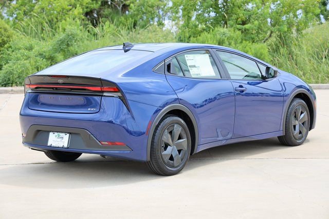 New 2026 Toyota Prius LE FWD image 8