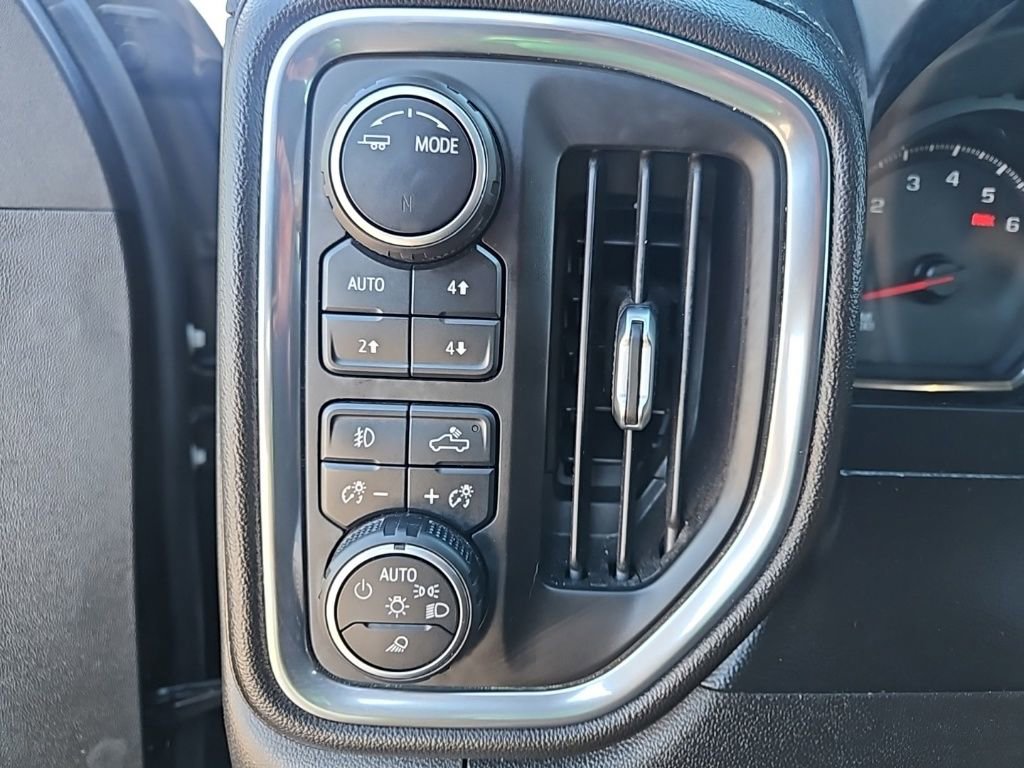 Used 2020 Chevrolet Silverado 1500 LT Trail Boss image 28