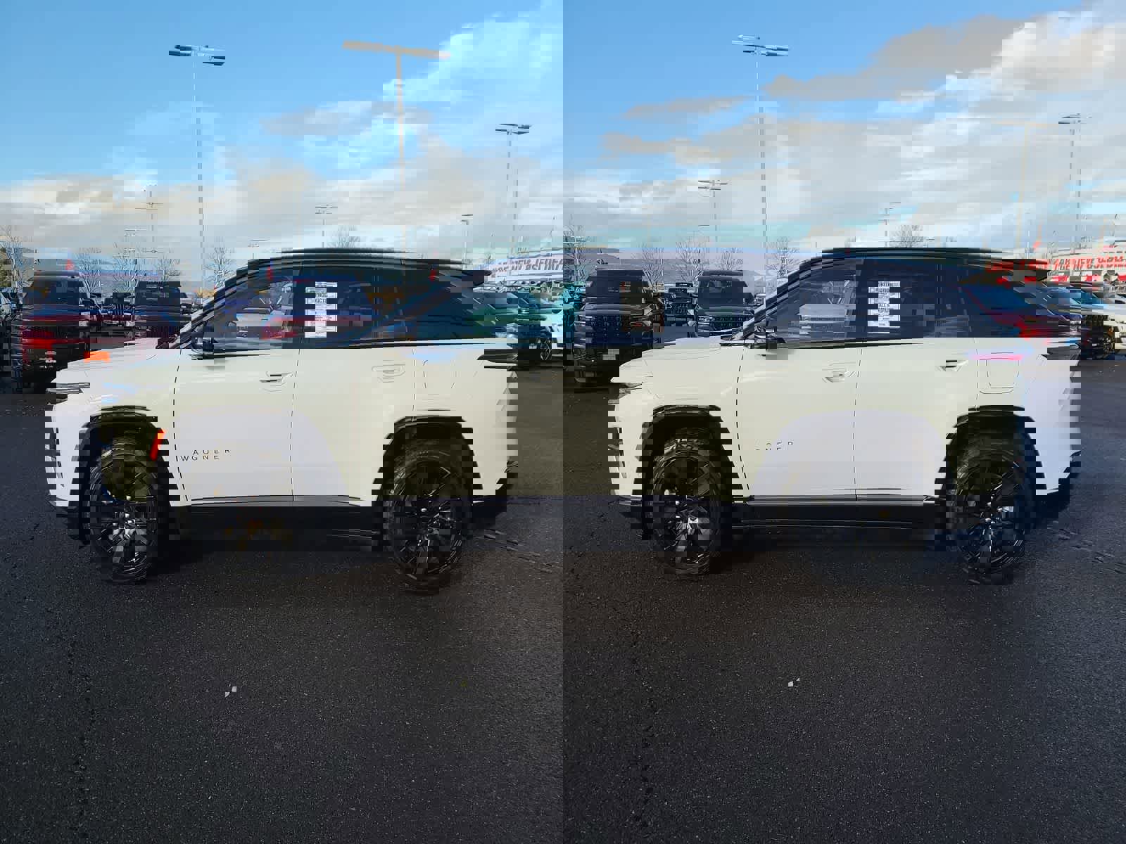 New 2025 Jeep Wagoneer S Launch Edition w/ Trailer Tow Group image 11