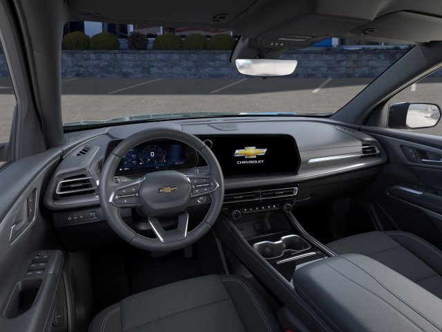 New 2027 Chevrolet Traverse LT w/ Sun and Wheel Package FWD image 15