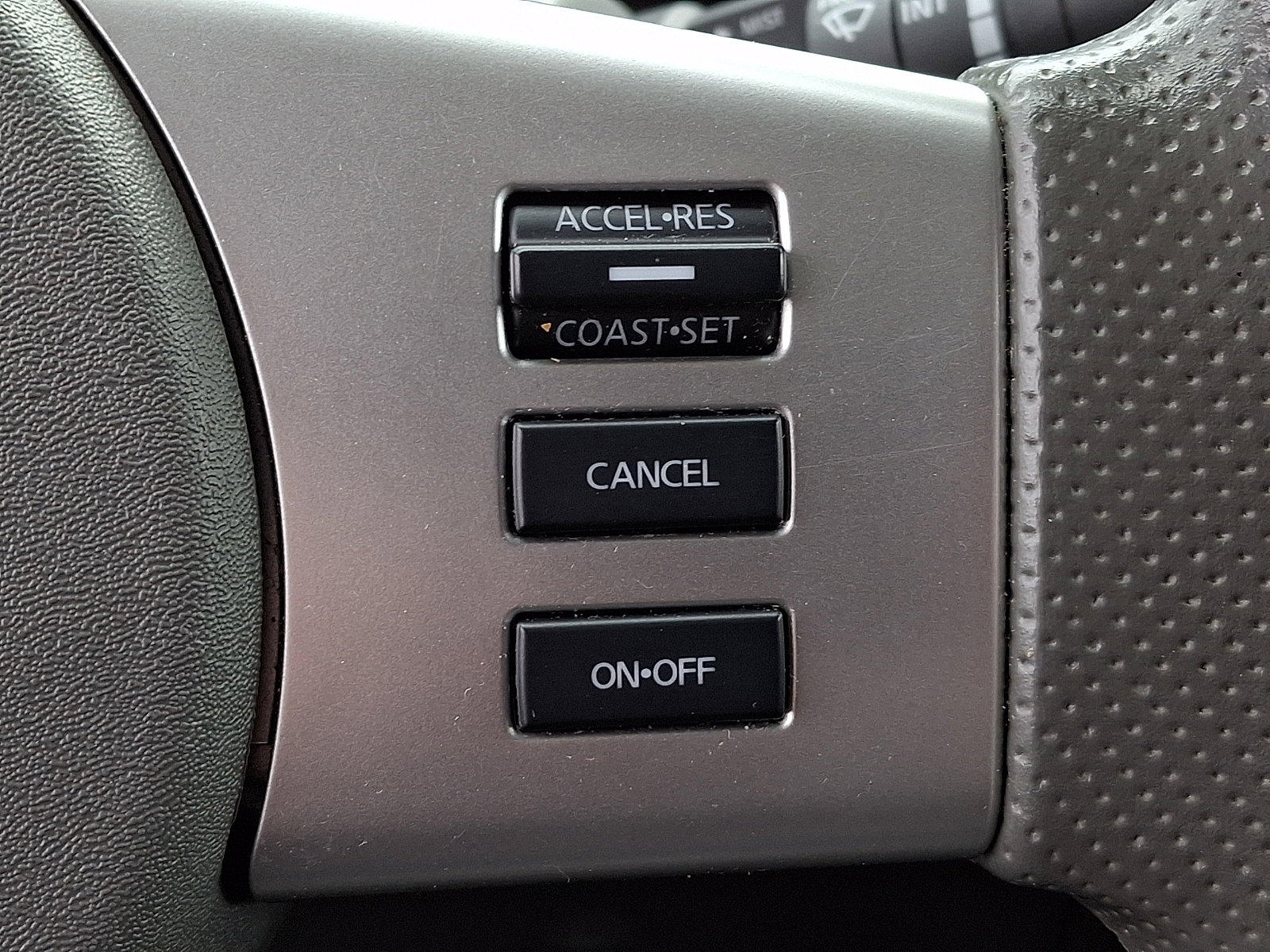 Used 2020 Nissan Frontier SV image 27