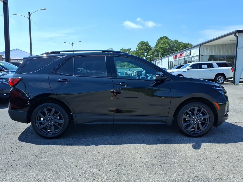 Used 2024 Chevrolet Equinox RS FWD image 8