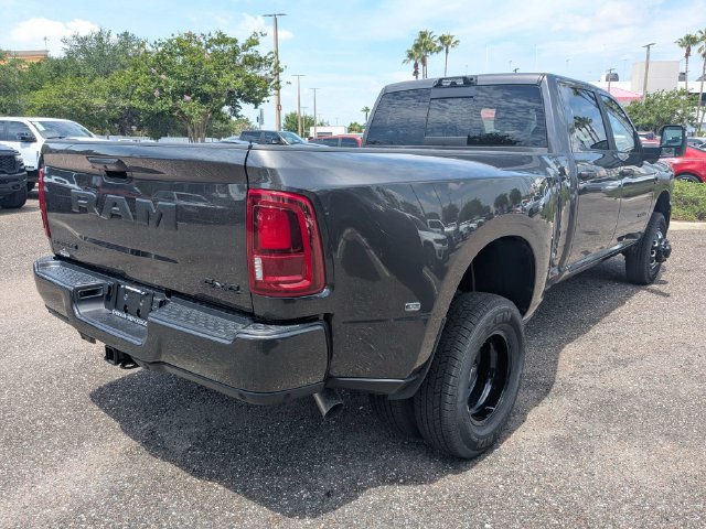 New 2026 RAM 3500 Big Horn AWD/4WD image 4