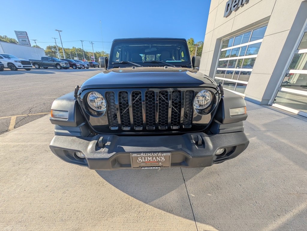 Used 2020 Jeep Gladiator Sport w/ Quick Order Package 24S image 10