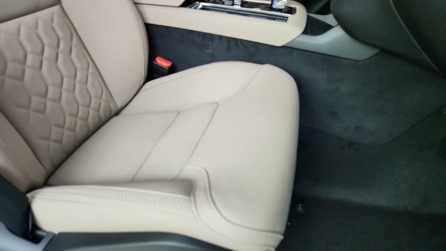 Used 2027 Volvo XC90 B6 Plus AWD/4WD image 40