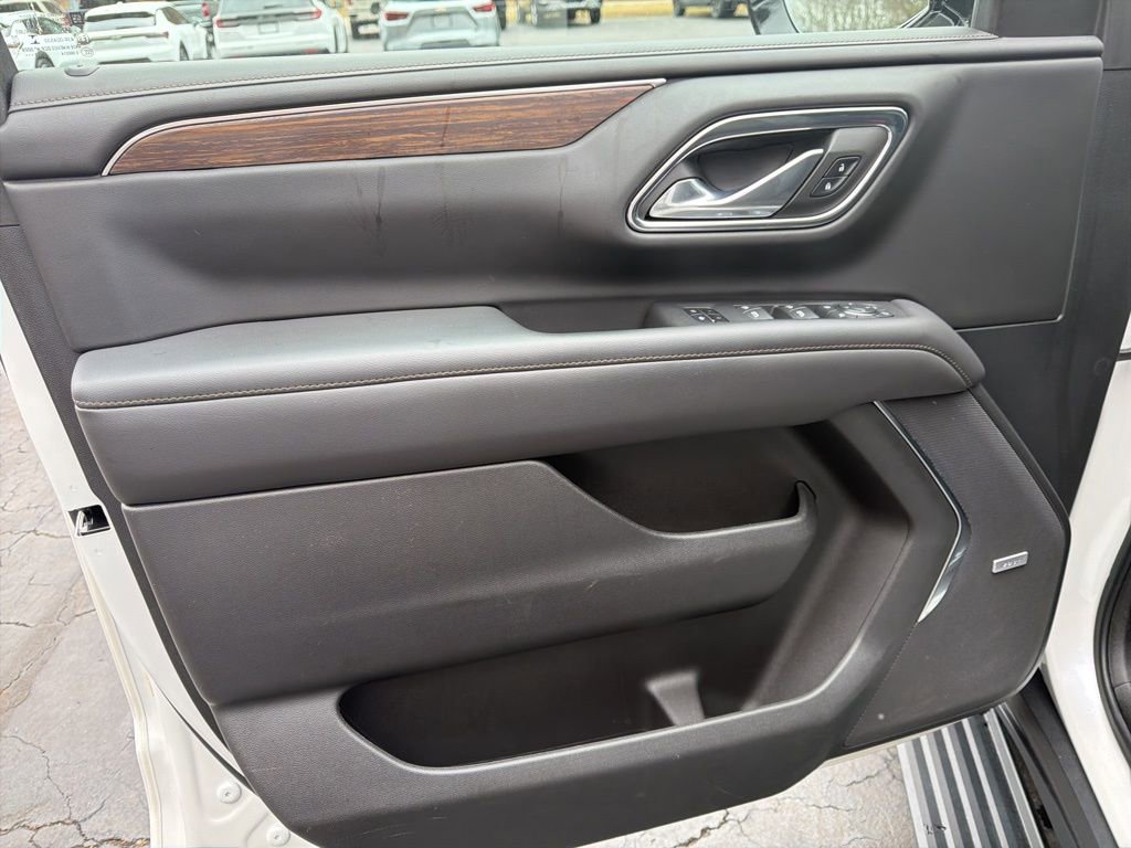 Used 2023 Chevrolet Tahoe High Country image 7