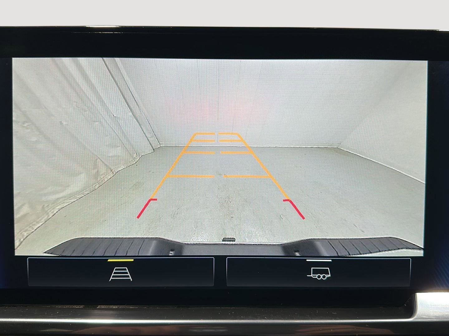 Used 2024 Chevrolet Silverado 3500 LT w/ Convenience Package image 14