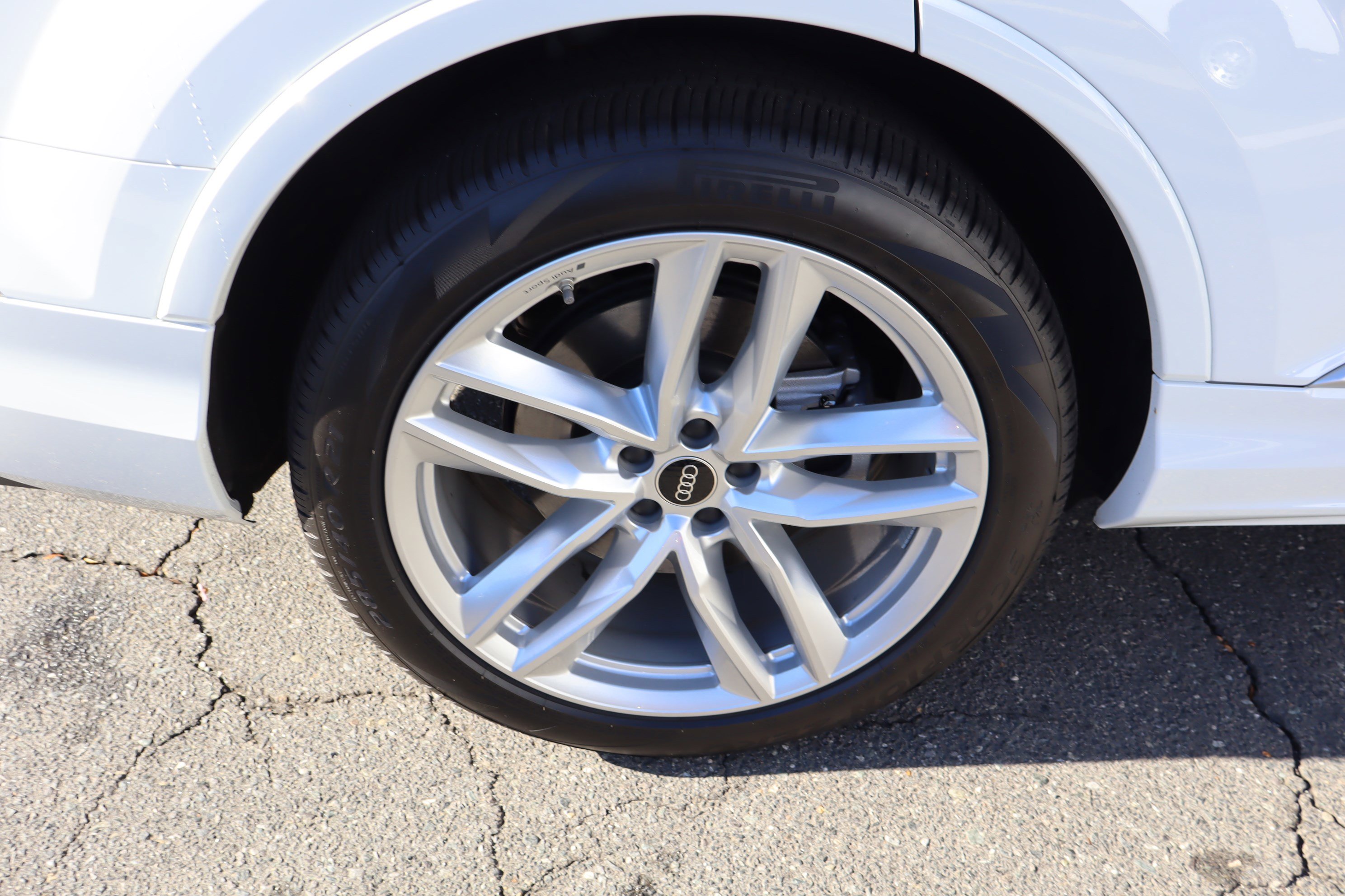 Used 2025 Audi Q7 3.0T Prestige w/ Prestige Package image 40